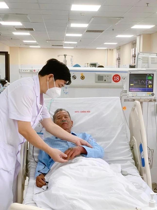 Vua bắt rắn nguy kịch vì suy đa tạng, nhiễm độc do rắn hổ cực độc cắn-2