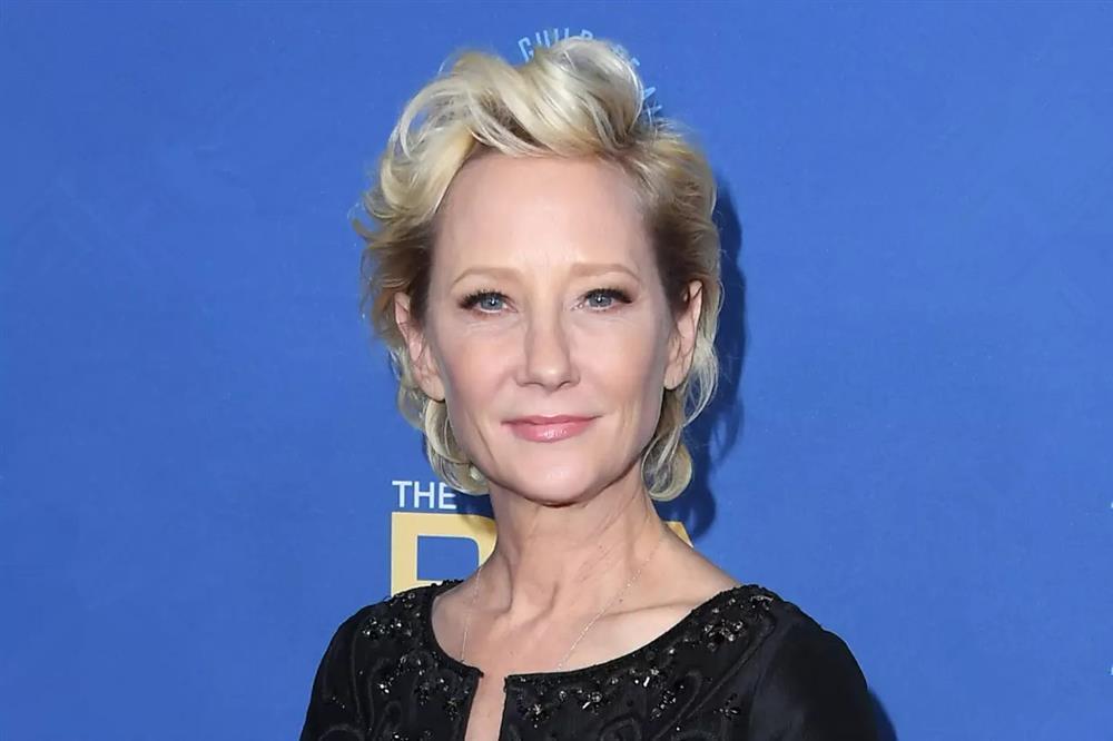 Diễn viên Anne Heche nguy kịch sau tai nạn xe hơi kinh hoàng-2