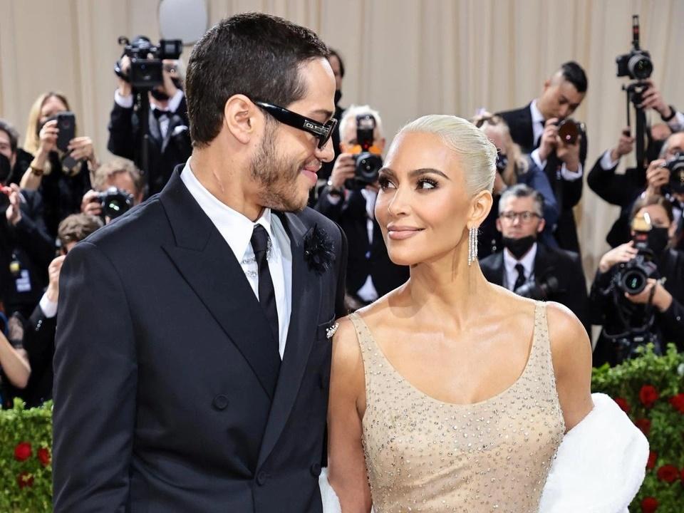 Mối tình 9 tháng của Kim Kardashian-1