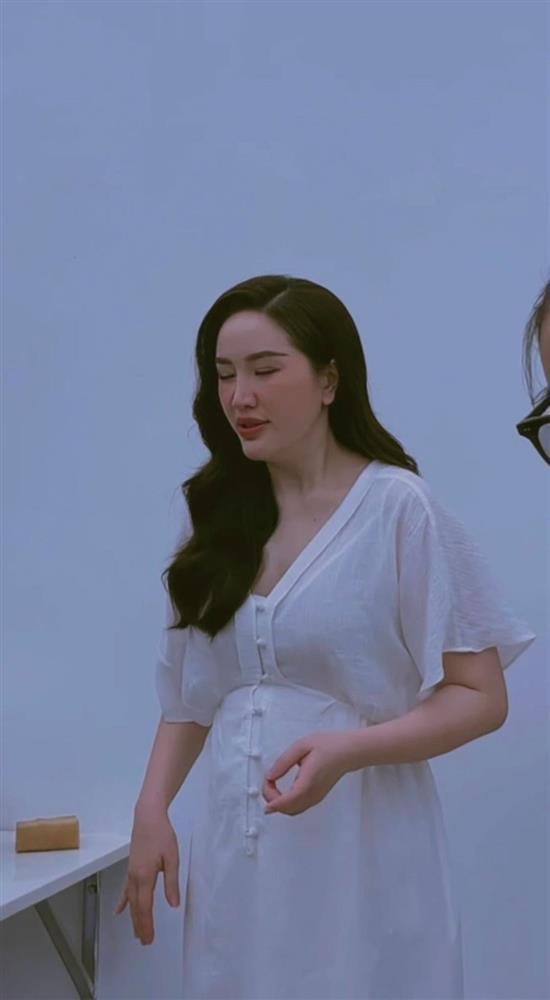 Bảo Thy bụng nhô, mặt sưng bất thường, nghi vấn bầu lần 2?-1