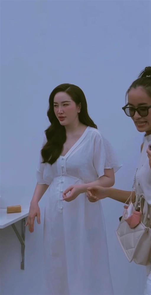 Bảo Thy bụng nhô, mặt sưng bất thường, nghi vấn bầu lần 2?-2