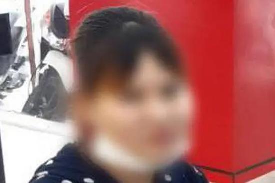 Thiếu nữ trộm điện thoại truy cập vay tiền online để mua Iphone 13