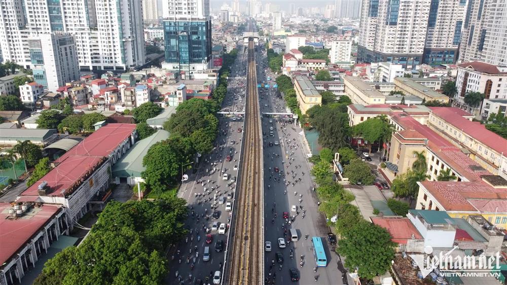 Phân làn đường Nguyễn Trãi: Ô tô, xe máy vẫn chung đường, chung lối-1