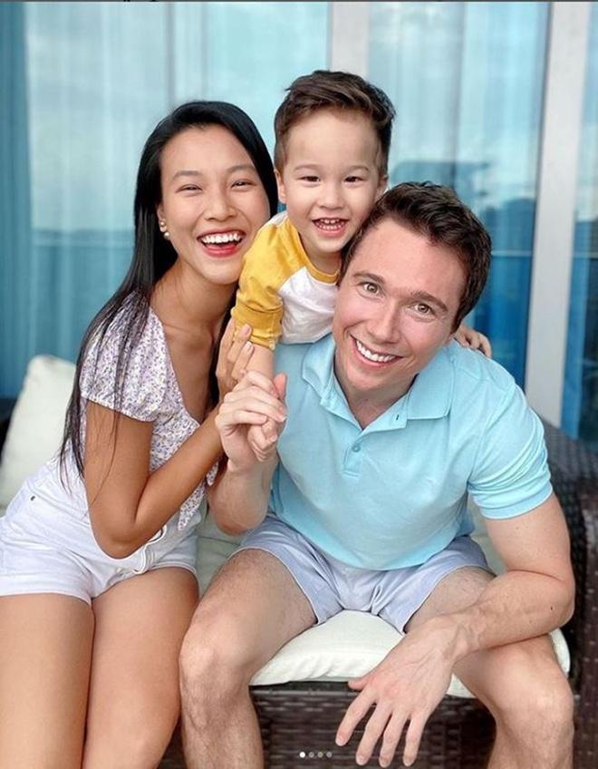 Chồng cũ ngọt ngào bên Hoàng Oanh như chưa hề có cuộc chia ly-3