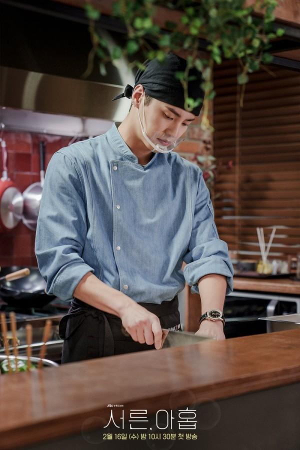 Dàn sao Thư Ký Kim Sao Thế?: Park Min Young phong độ ra đi-9