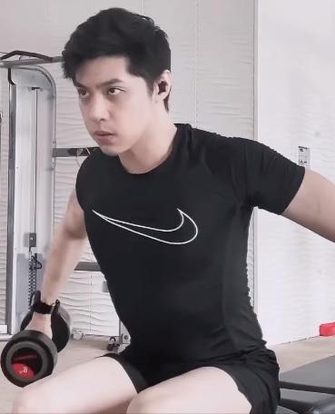 Noo Phước Thịnh đáp trả cực gắt gái trẻ chế giễu anh tập gym-1