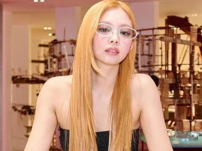 Cân đo khối tài sản triệu đô của Blackpink khi làm KOL thời trang-1