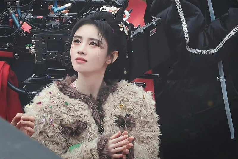 Mỹ nhân Tiên Kiếm thế hệ mới: Cúc Tịnh Y khí chất hơn hẳn Ngu Thư Hân-1