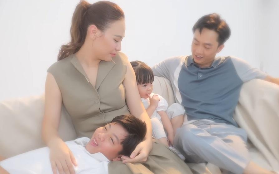 Nhan sắc vợ Cường Đô La trong clip có gì khác ảnh tự đăng?-11