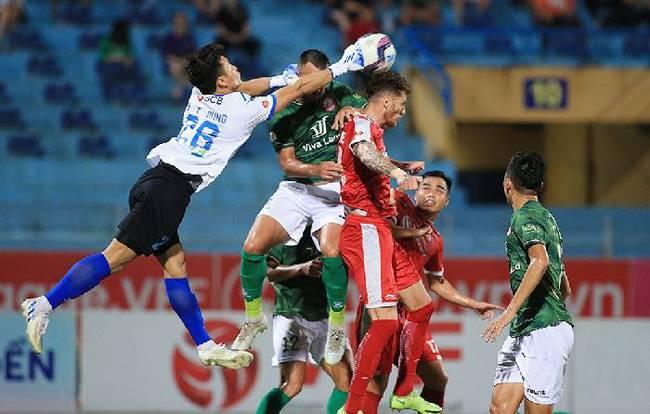 Vì sao CLB TP.HCM không giữ chân thủ môn Bùi Tiến Dũng?-1