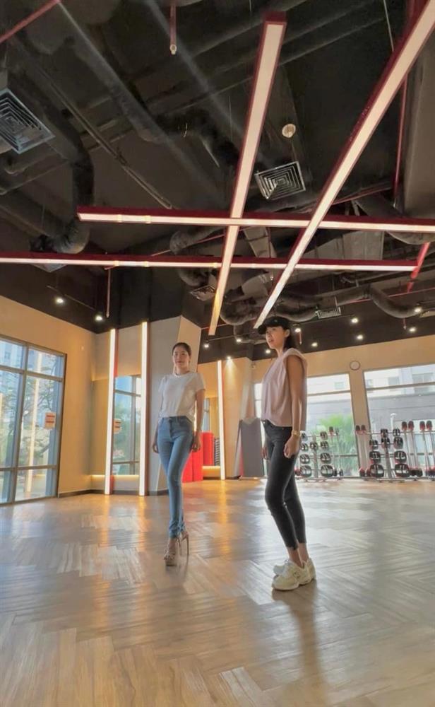 Minh Tú dạy Nam Em liệu có nên cơm cháo gì ở Miss World Vietnam?-2