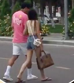 Tóm gọn Đoàn Văn Hậu và Doãn Hải My tình tứ trên đường-1