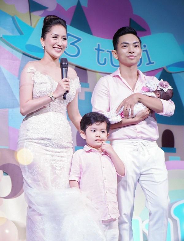 Vợ Tự Long giảm cân sau sinh kỷ lục: Bay 19kg sau 19 ngày sinh con lần 3-8