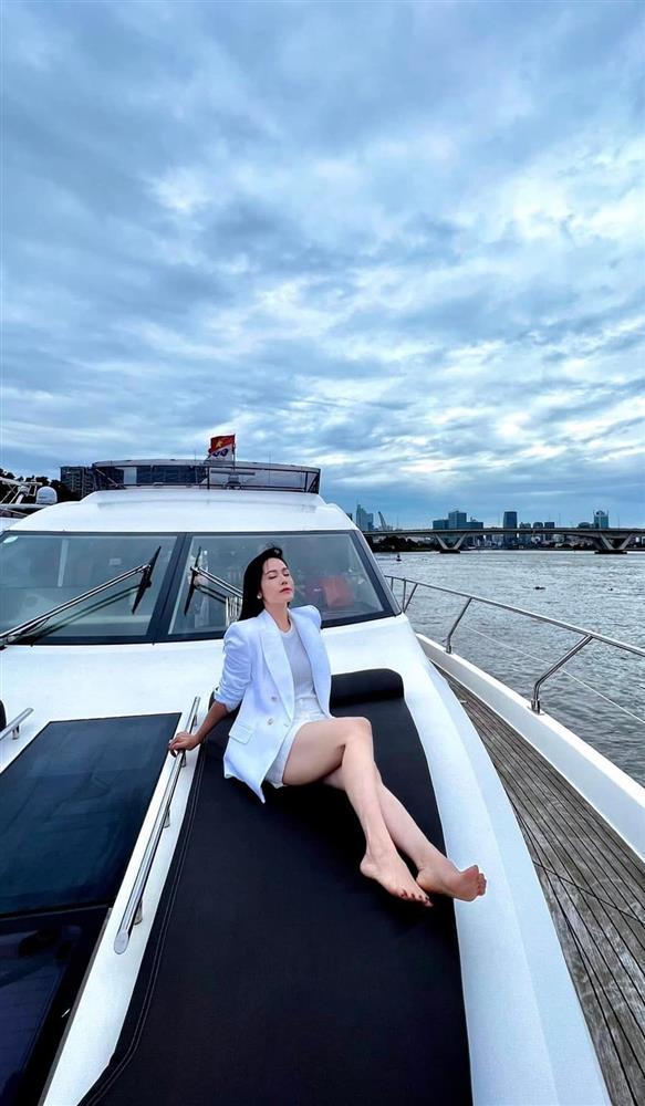 Tin showbiz Việt ngày 9/8: Bảo Thy mắng kẻ nói chuyện chết chóc với cô-8