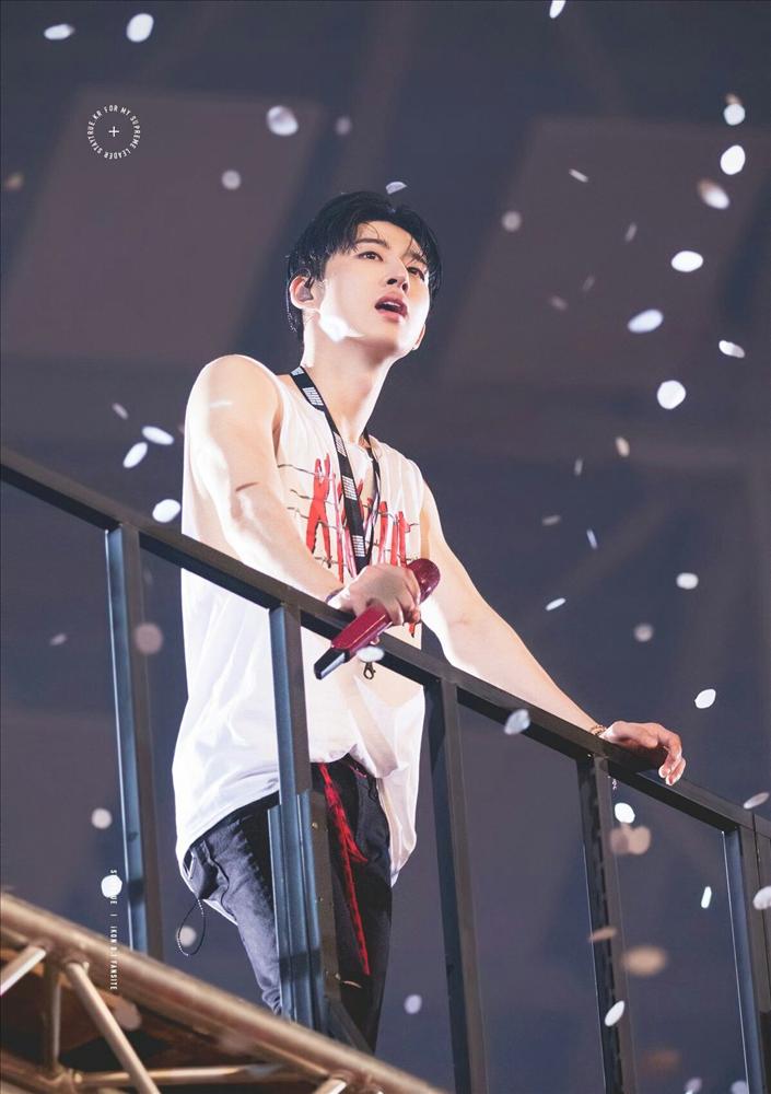 Những nhóm nhạc gây chú ý với chiến thuật không cần trưởng nhóm-6