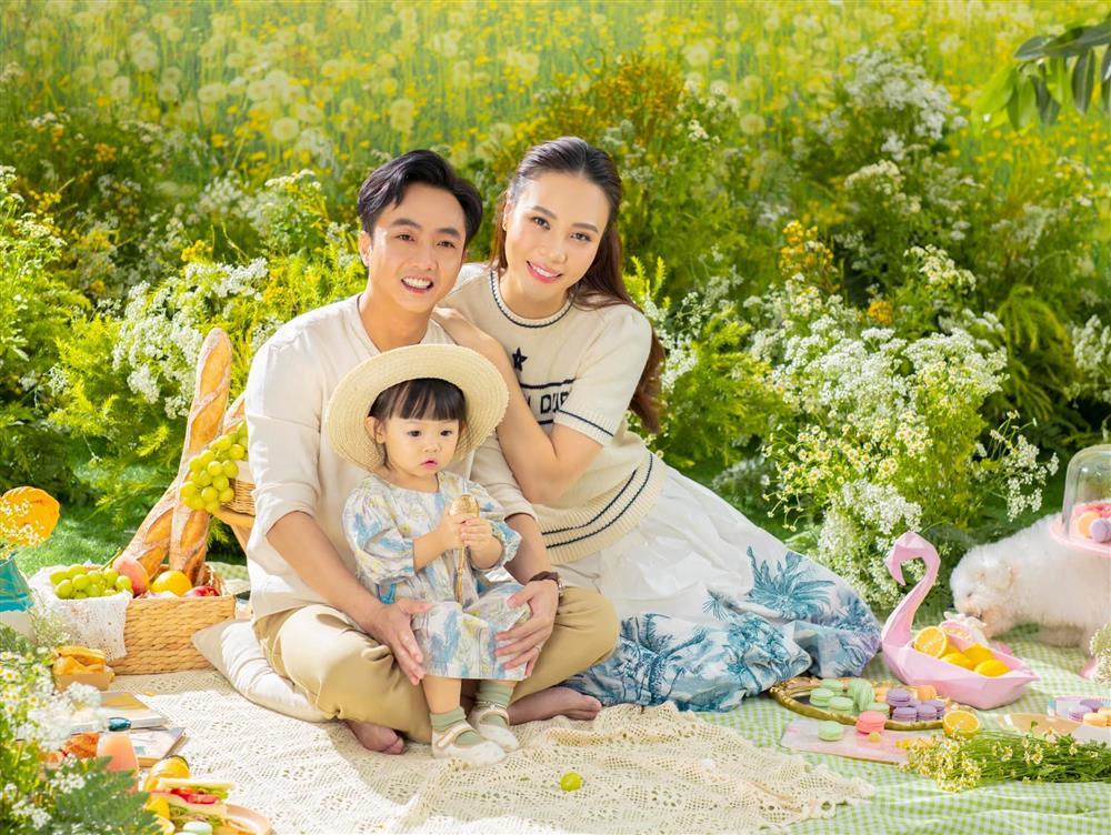 Sinh nhật ái nữ Cường Đô La hoành tráng không khác gì đám cưới-11