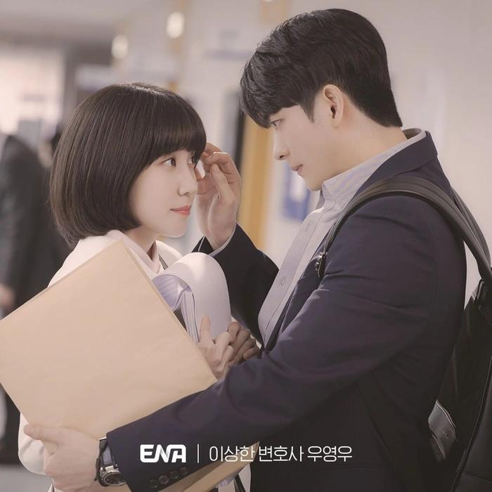 Cái kết của Nữ Luật Sư Kỳ Lạ Woo Young Woo được tiết lộ trong phân cảnh này?-1