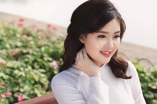 Phụ nữ sở hữu 1 trong 3 nét này con cháu hưởng lộc, 3 đời giàu có