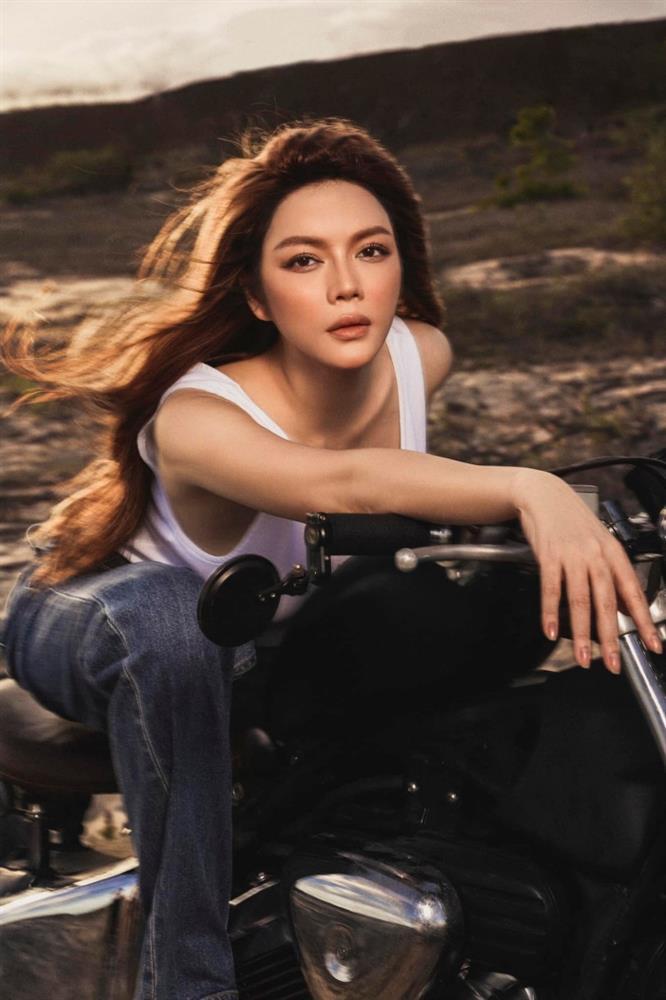 Lý Nhã Kỳ diện mốt gái hư tinh tế hơn Hà Hồ-4