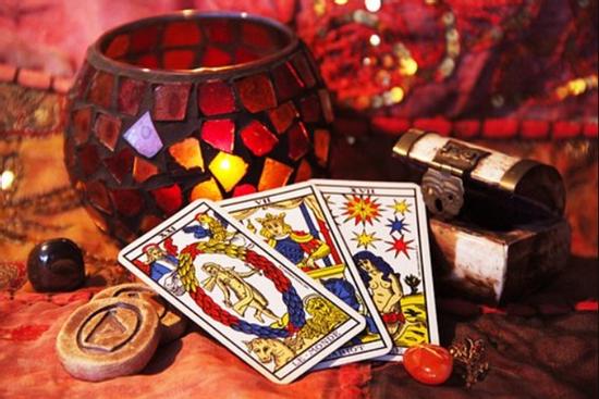 Trong mắt người ấy, bạn có phải nữ hoàng ngự trị hay không?