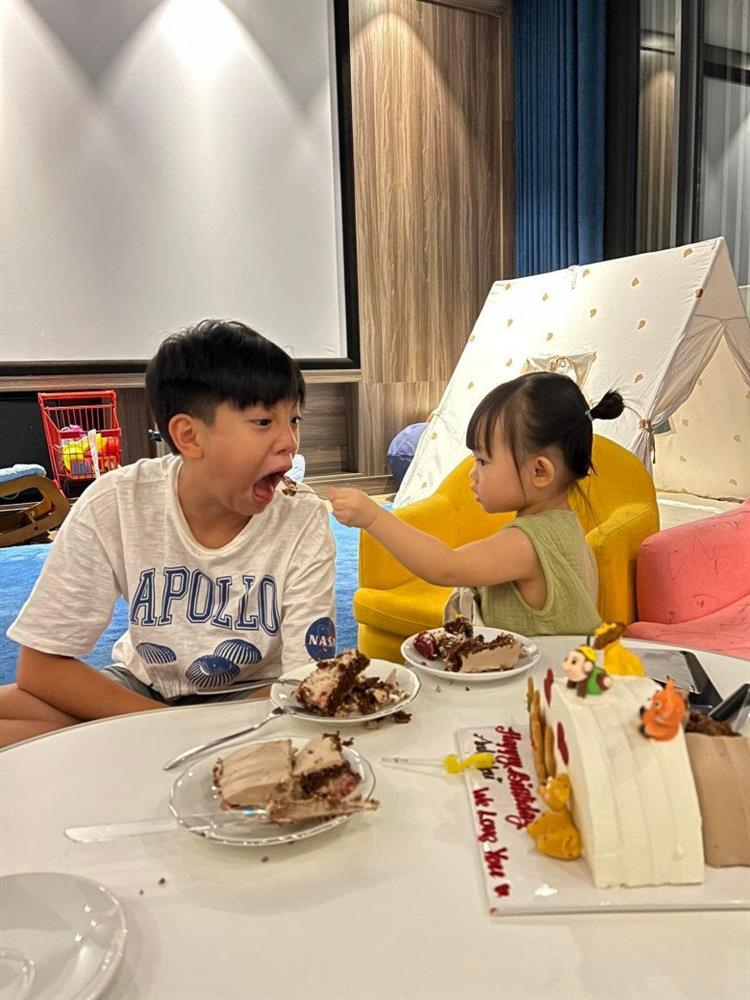 Sinh nhật cục cưng Cường Đô La: Suchin hoàng tráng - Subeo đơn giản-10