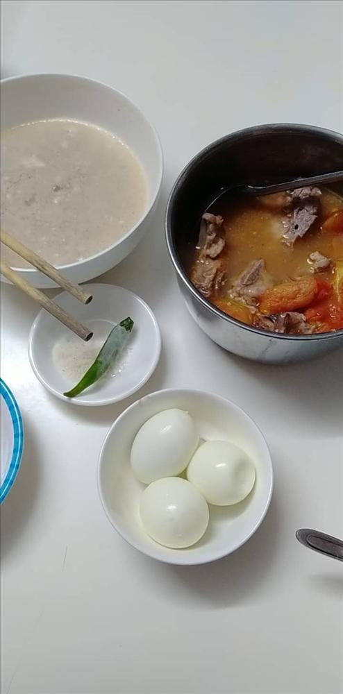 Gia đình 4 người Hà Nội: Thu nhập bèo bọt vẫn tiết kiệm 5 triệu/tháng-5