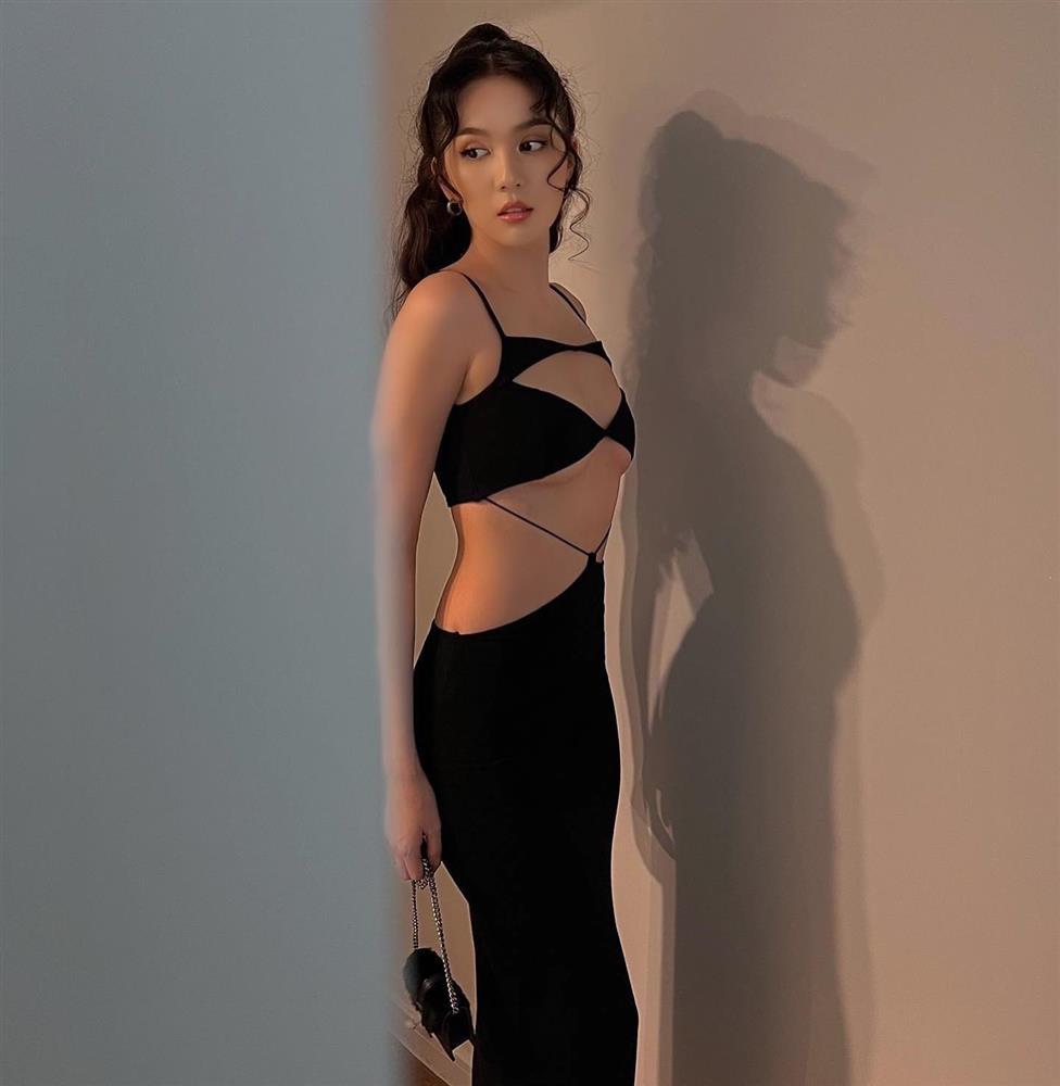 Ngọc Trinh chụp hình, dân mạng soi chiếc bóng chửa-3