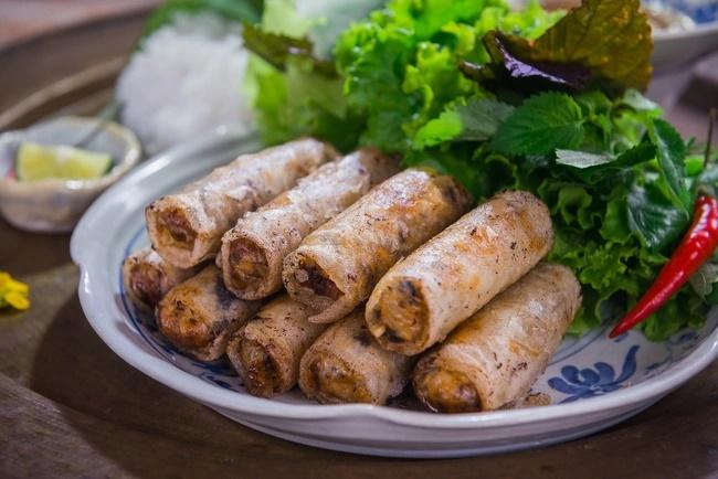 Mâm lễ cúng Gia tiên Rằm tháng 7 đủ đầy cần những gì?-7