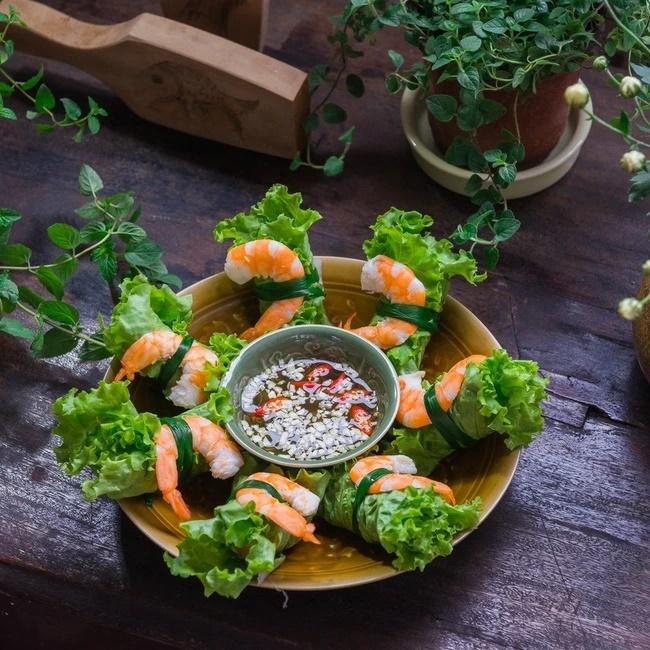 Mâm lễ cúng Gia tiên Rằm tháng 7 đủ đầy cần những gì?-9