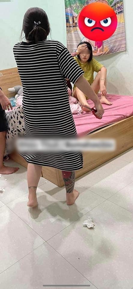BIẾN ĐÊM: Vợ vác chày đánh ghen, giã tiểu tam khác gì giã cua-2