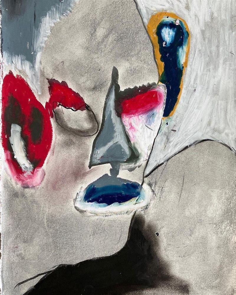 Han So Hee đăng loạt ảnh đáng sợ, tinh thần đang rối loạn?-5