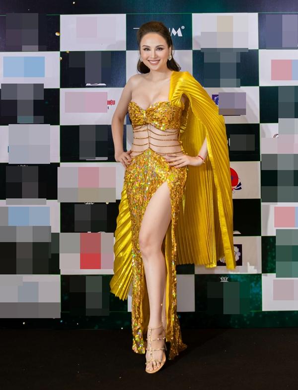 Hoa hậu Diễm Hương lộ ngoại hình tăng cân giữa sự kiện-2
