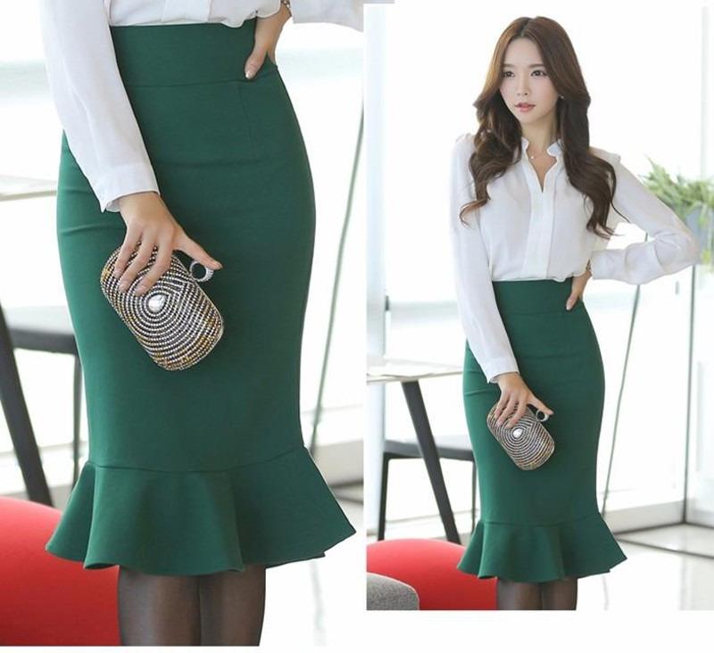 Tips mix chân váy màu xanh rêu chuẩn trend mùa thu-6