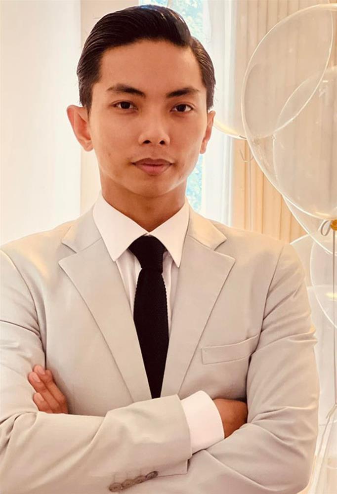 Khánh Thi - Phan Hiển mang 40kg váy cưới sang Pháp bị chê phí phạm-7