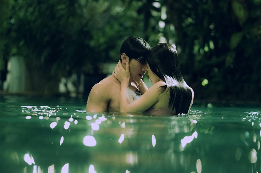 ‘Người tình màn ảnh’ mới của Chi Pu e dè khi đóng cảnh nóng-4