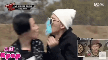 Top 3 trò chơi fan đỏ cả mặt khi nhìn idol tham gia-8