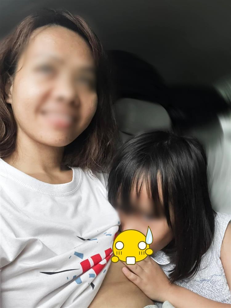 Con 9 tuổi mẹ vẫn chưa cai bú: Hãy cho con được sống đúng mẹ ơi-1