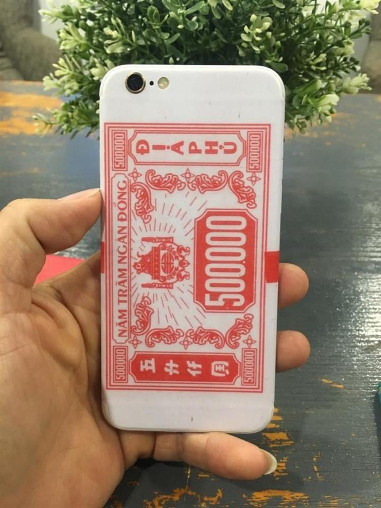 Thót tim phong cách làm đẹp chẳng giống ai trong tháng cô hồn-2