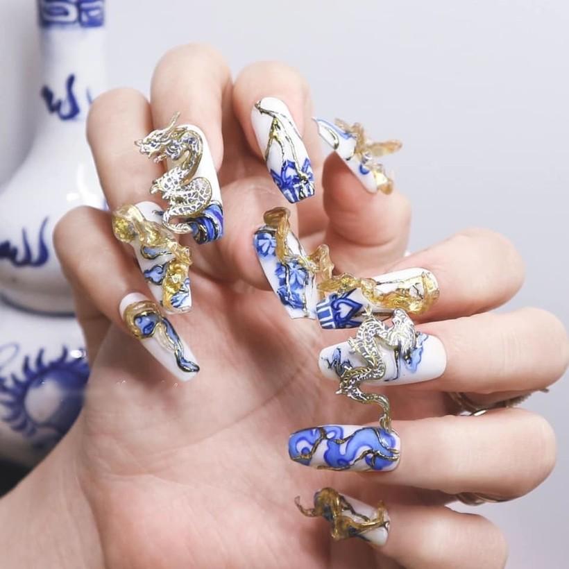 Thót tim phong cách làm đẹp chẳng giống ai trong tháng cô hồn-7