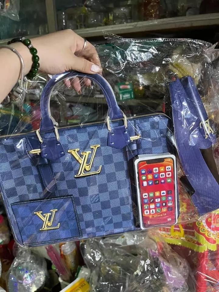 Đi chợ tháng cô hồn: Đồ nhậu, trà sữa, hàng hiệu chả thiếu thứ gì-3