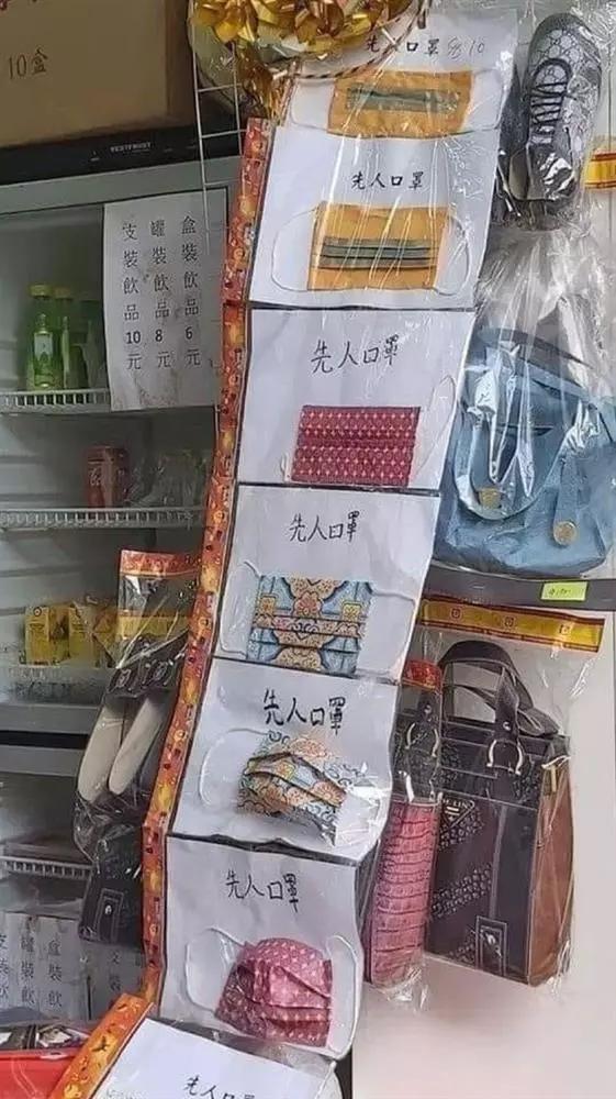 Đi chợ tháng cô hồn: Đồ nhậu, trà sữa, hàng hiệu chả thiếu thứ gì-6