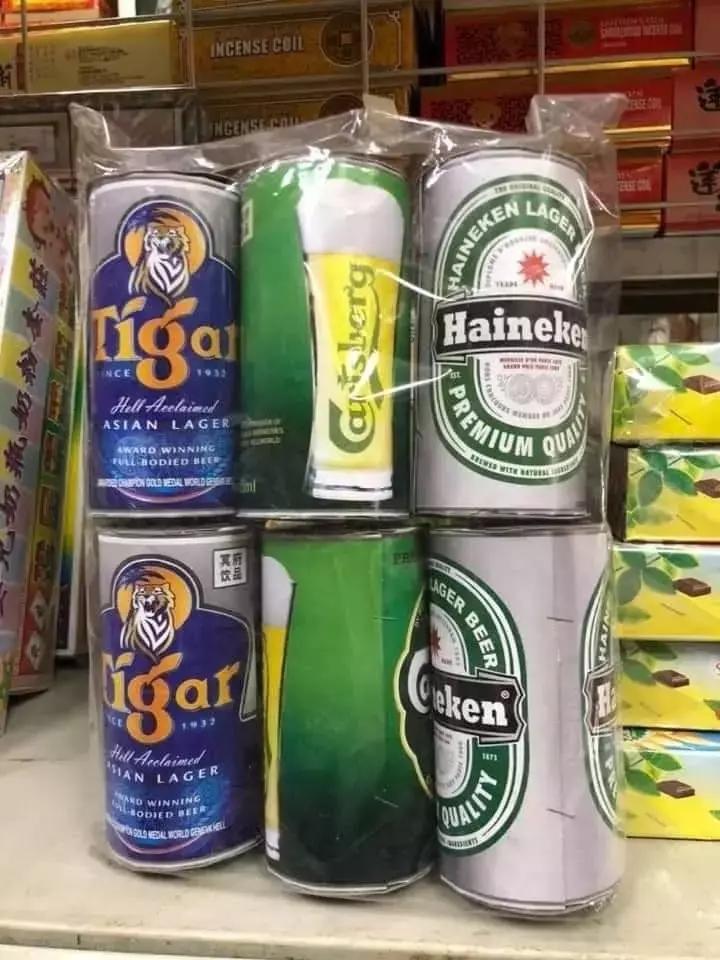 Đi chợ tháng cô hồn: Đồ nhậu, trà sữa, hàng hiệu chả thiếu thứ gì-14