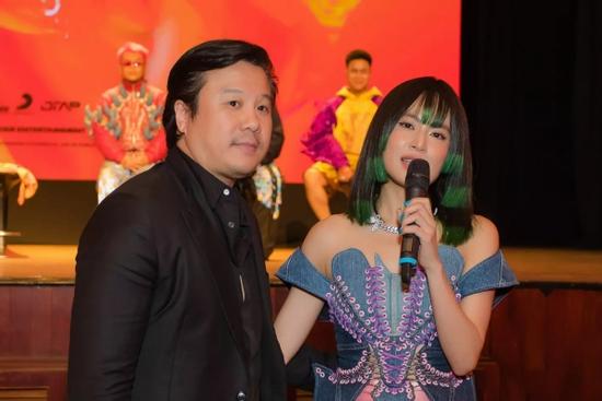 Thanh Bùi: 'Trong người Hoàng Thùy Linh có thép'