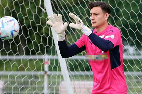 Đặng Văn Lâm rời Nhật về chơi trong nước, nhận lương siêu khủng?