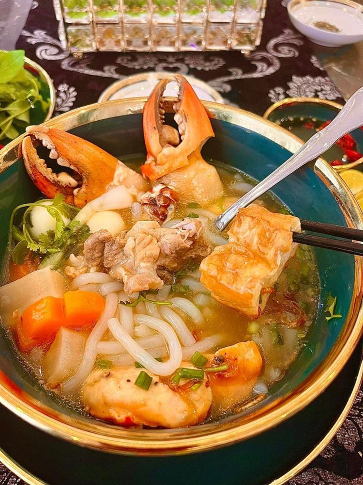 Bị mỉa nhà giàu nuôi con gầy tong teo, Đoàn Di Băng đáp sốc-2