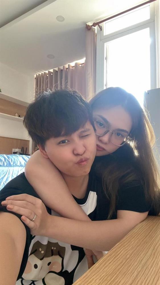 Thiện Nhân ngọt ngào với người yêu đồng giới: Mẹ yêu ba nhiều-6