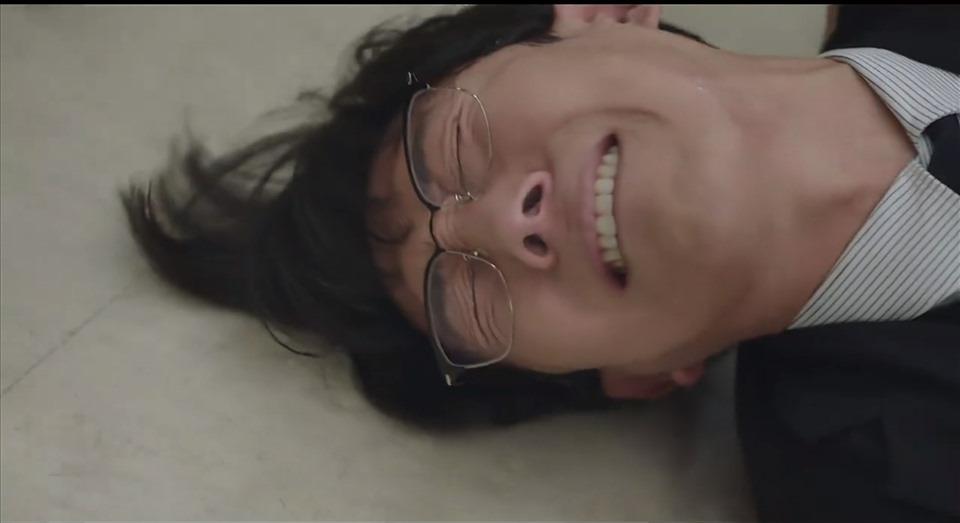 Cá voi Park Eun Bin chia tay bạn trai khiến phim giữ vững ngôi vương-3