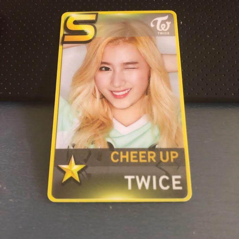 Thú chơi xa xỉ của fan Kpop: Những photocard siêu đắt từng được bán-9