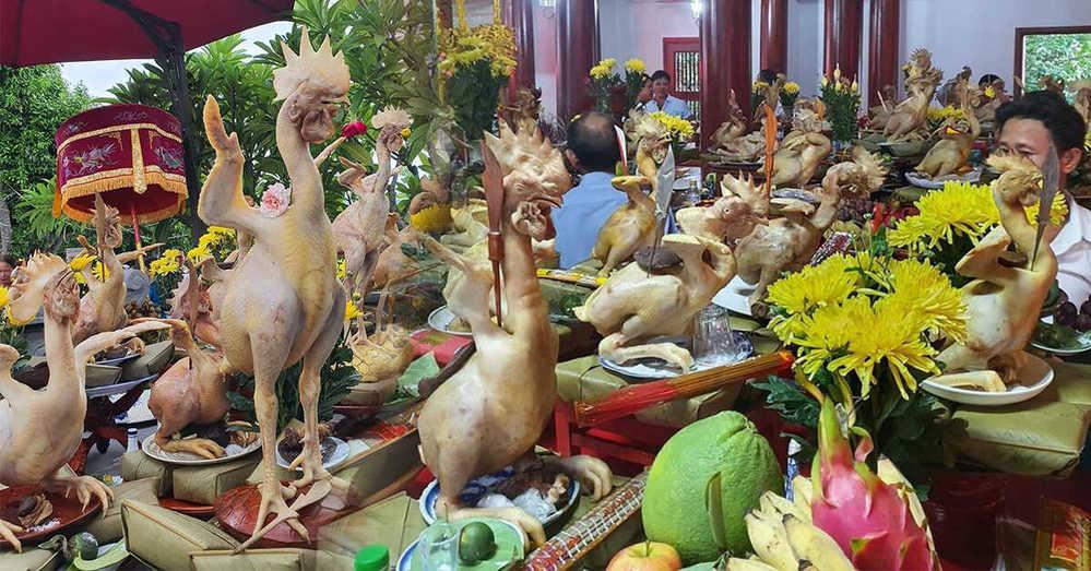 Lạ lùng gà quyền lực trong mâm cỗ cúng Rằm tháng Bảy ở Hà Tĩnh-6