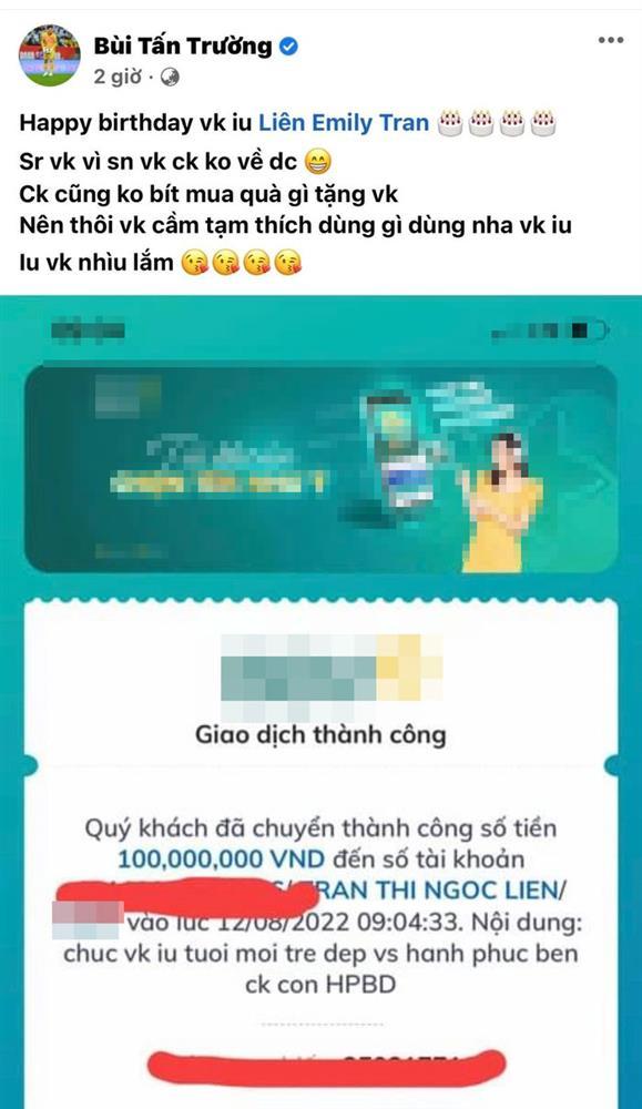 Thủ môn tuyển Việt Nam siêu giàu, ting ting khủng mừng sinh nhật vợ-1
